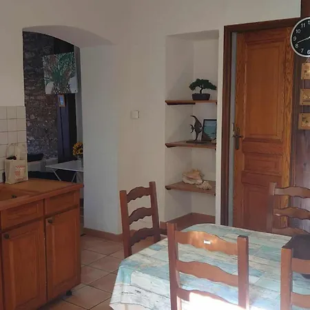 6coma1 Front De * Κολιούρ