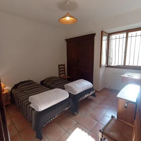 6coma1 Front De Apartamento